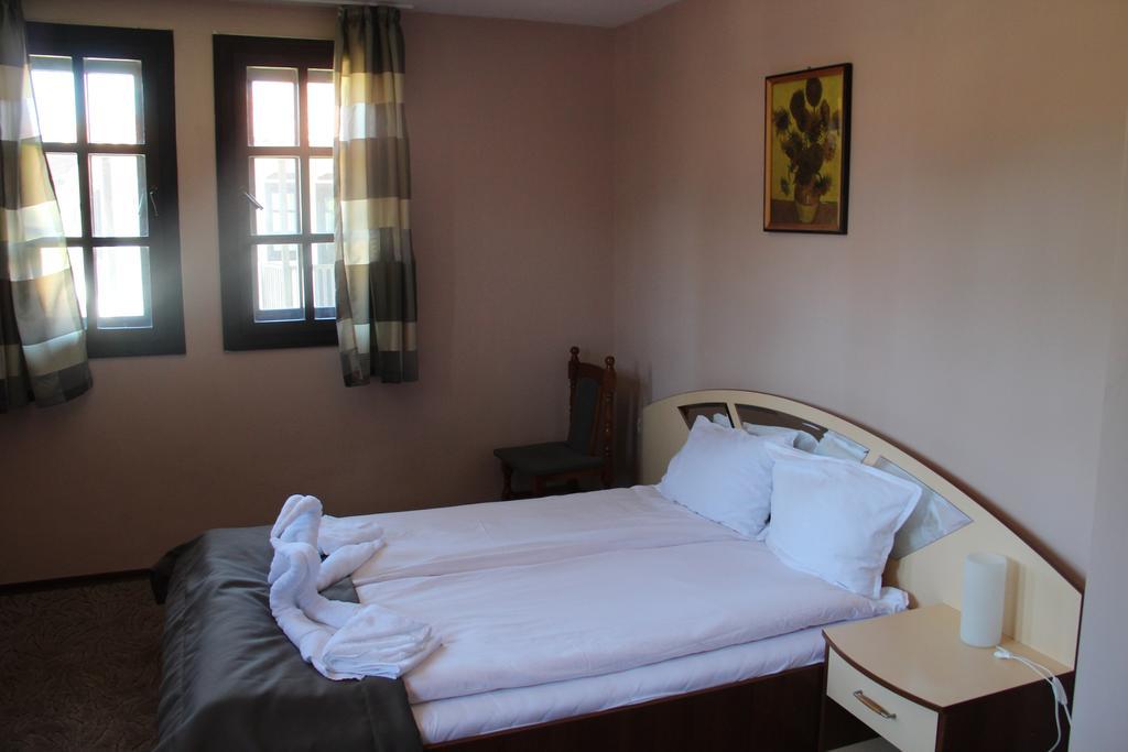 Къщи За Гости Кедър Dolna Banya Room photo